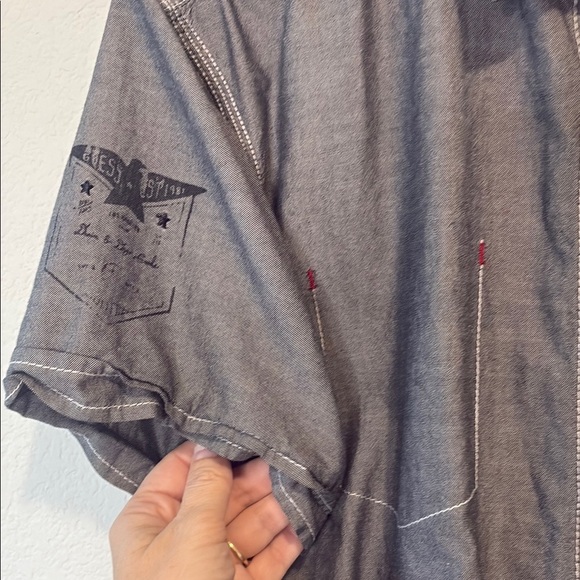 GUESS Men's Gray Short Sleeve Shirt Large 100% cotton - Picture 3 of 7